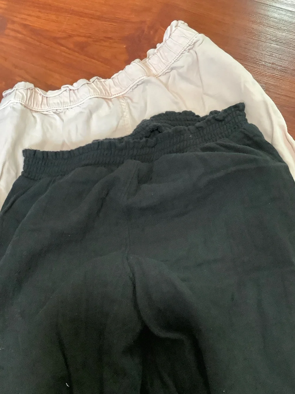 Old Navy Kids Cargo Pants in Black and Light Pink